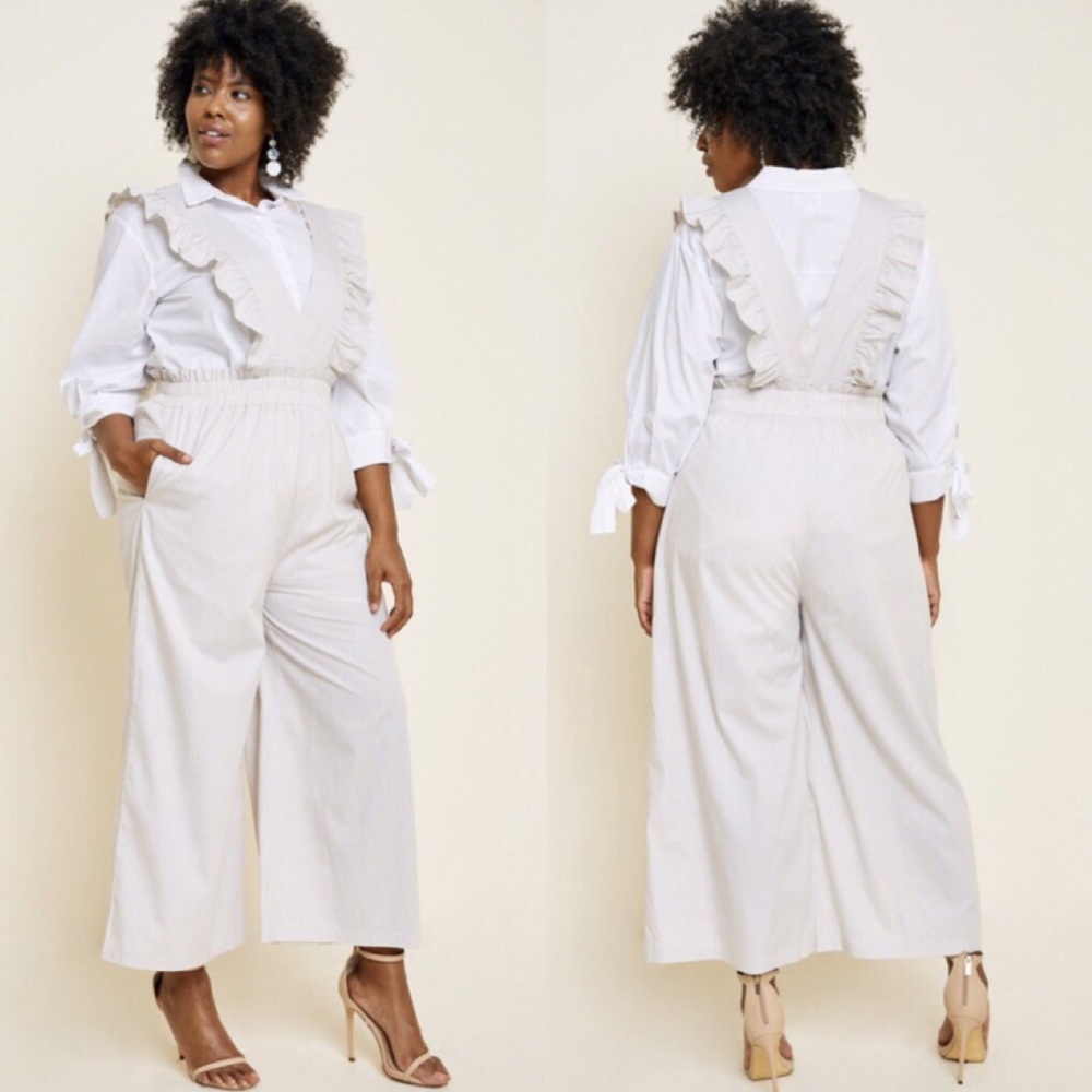 PLUS SIZE!!! Stripe Cut-out Wide Leg Jump…